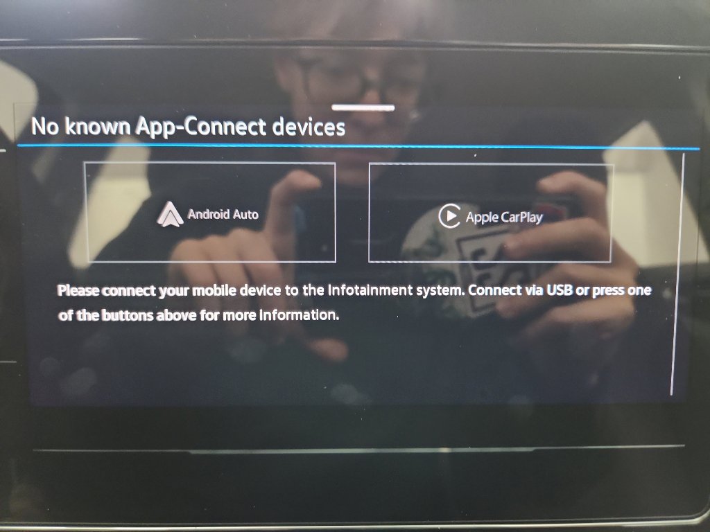 New 2026 Volkswagen Taos S image 19