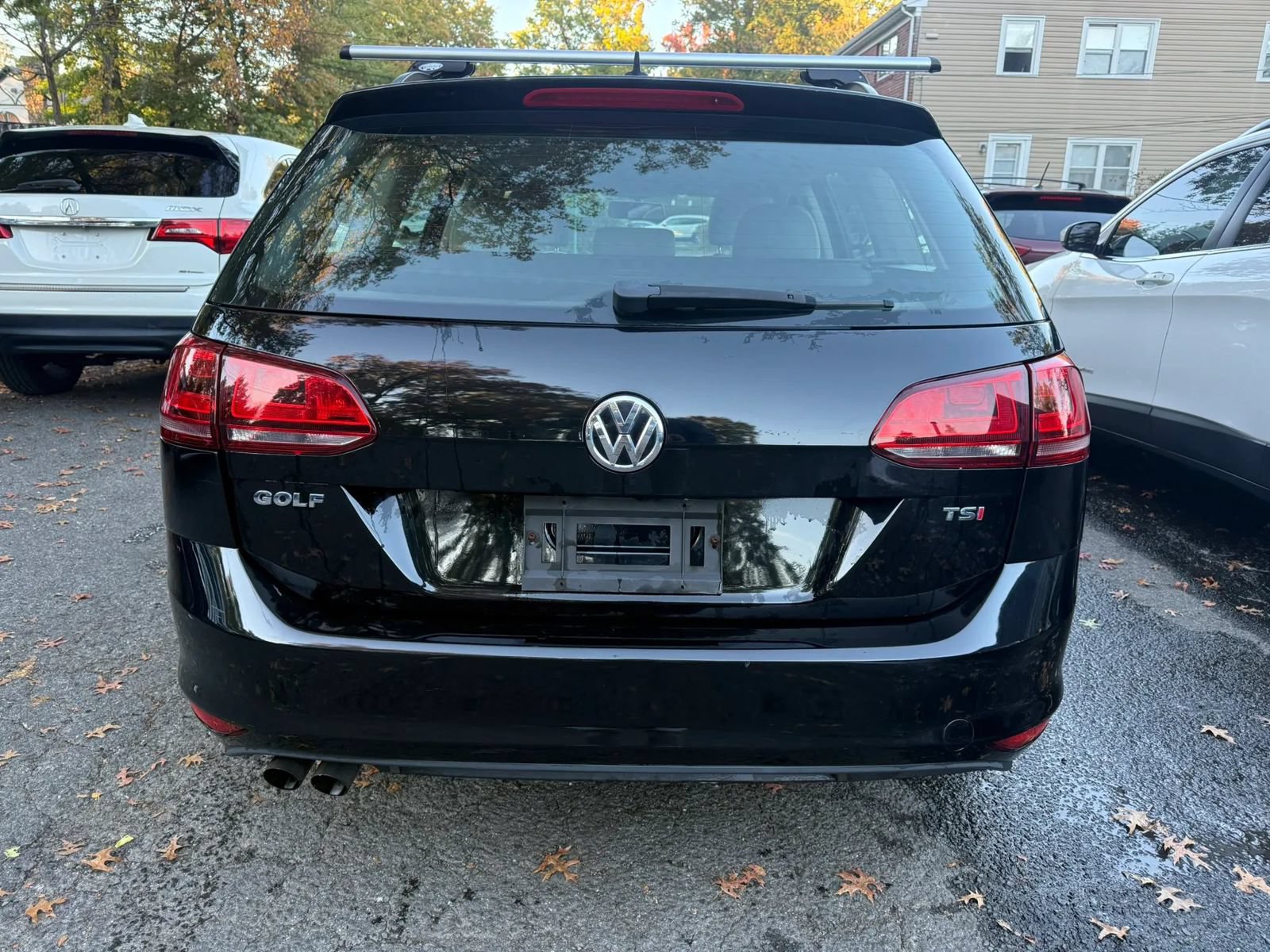 Used 2016 Volkswagen Golf S FWD image 5