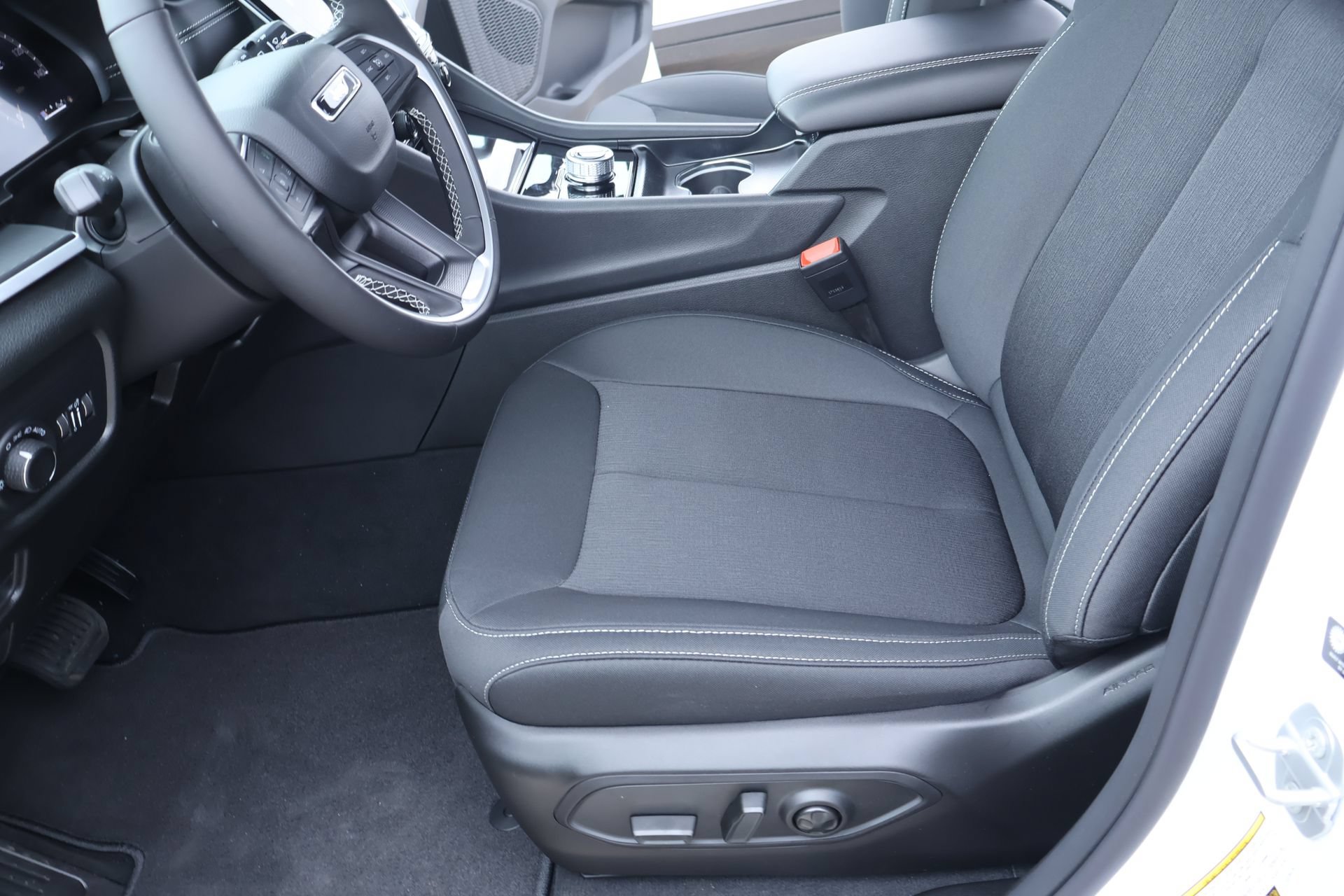 New 2026 Jeep Grand Cherokee Laredo X RWD image 11