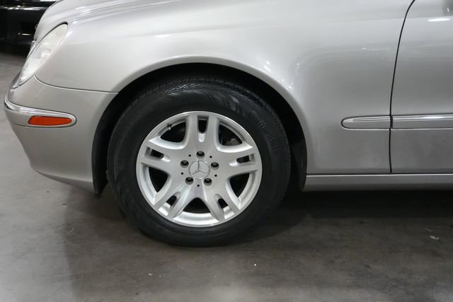 Used 2004 Mercedes-Benz E 320 Sedan image 10