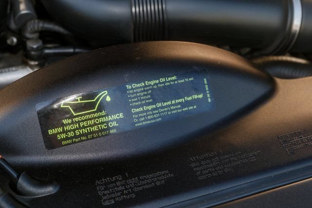 Used 2002 BMW Z8 RWD image 36