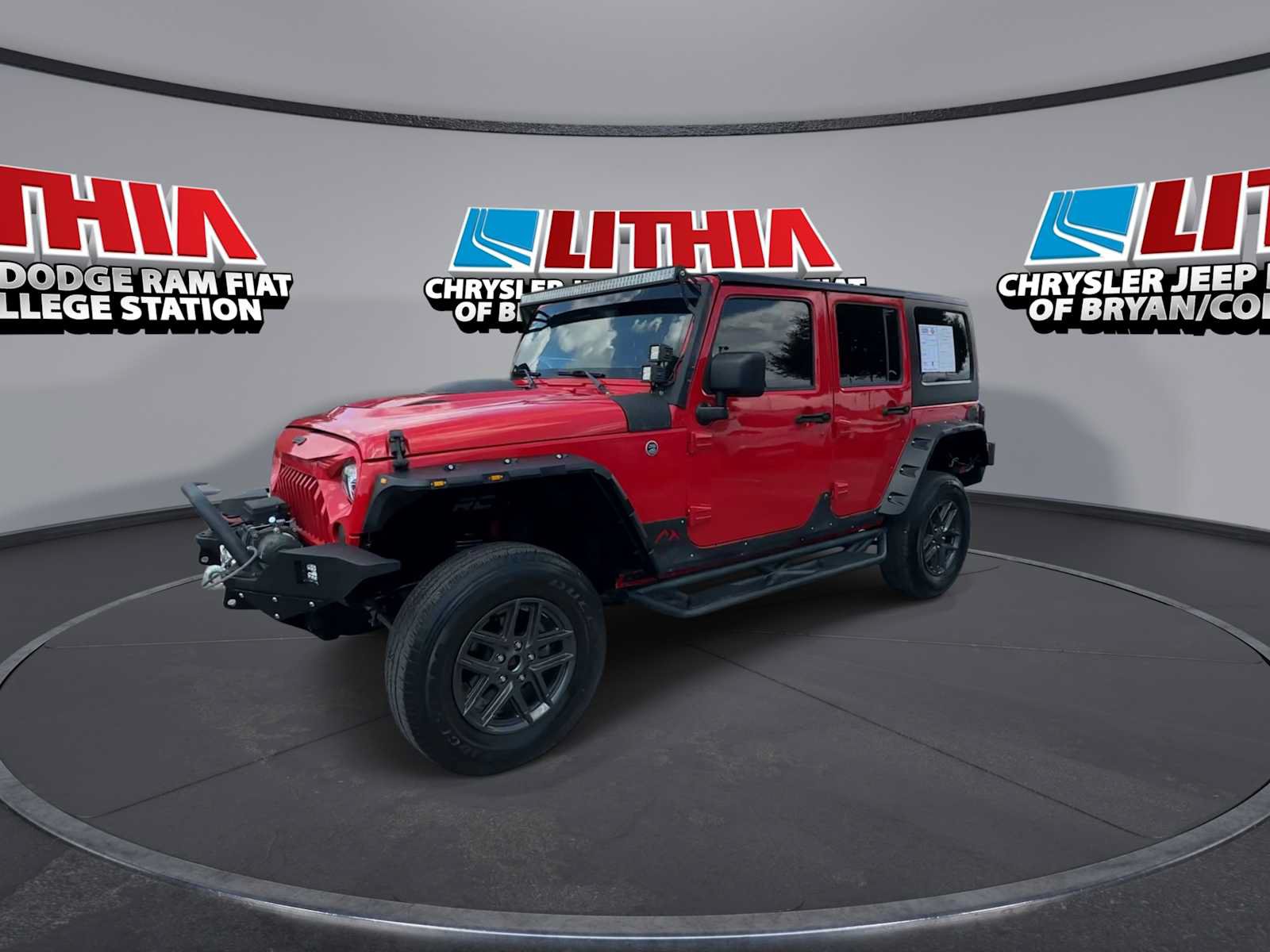 Used 2017 Jeep Wrangler Unlimited Sahara AWD/4WD image 4