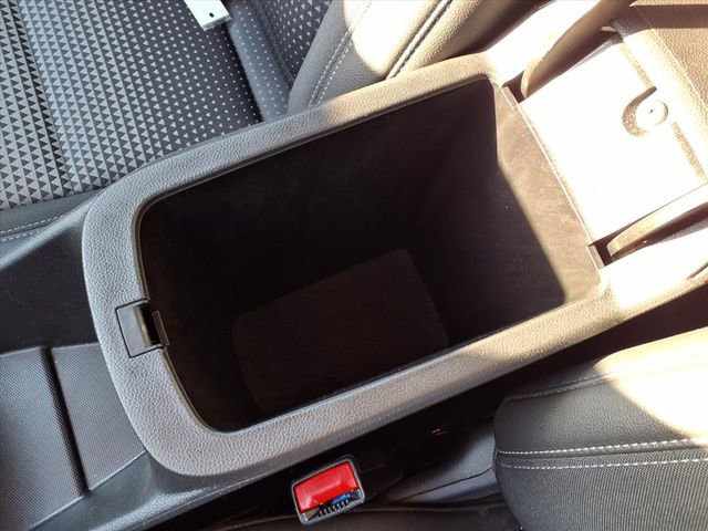 Used 2025 Chevrolet Trax LT w/ LT Convenience Package image 58