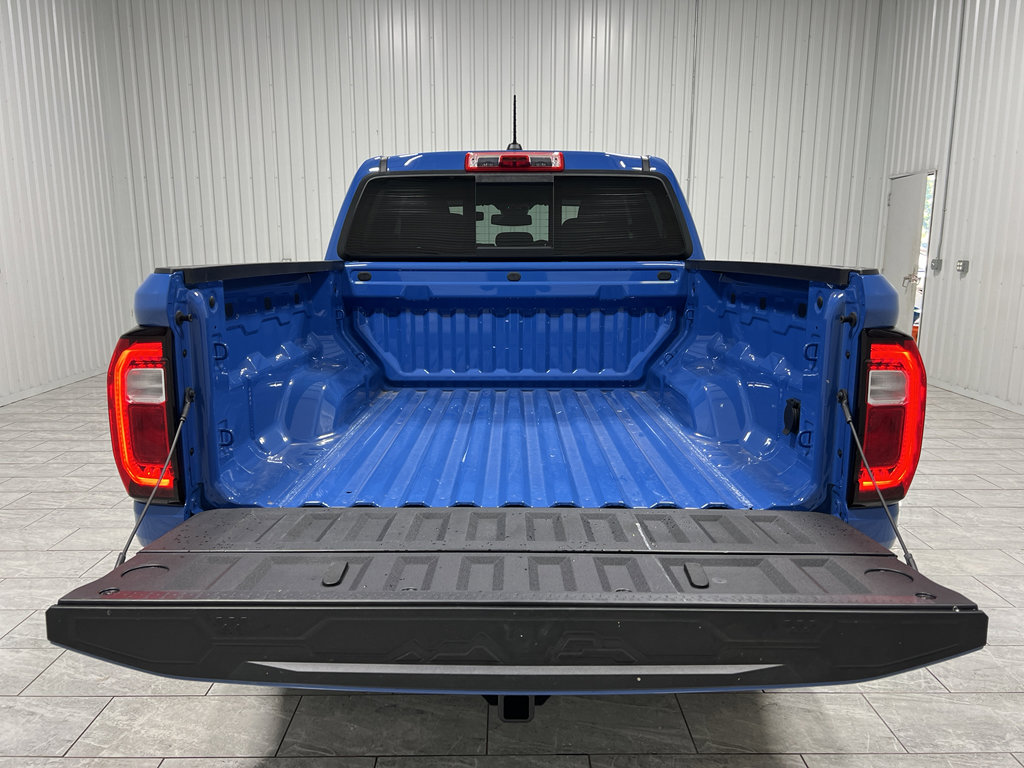 New 2025 GMC Canyon Elevation w/ Convenience Package image 25