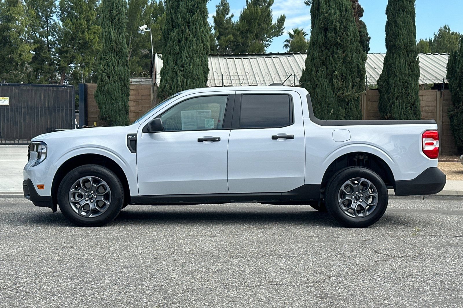 Used 2025 Ford Maverick XLT FWD image 7