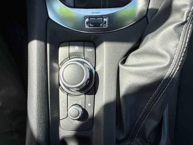 Used 2020 MAZDA MX-5 Miata RF Grand Touring RWD image 31