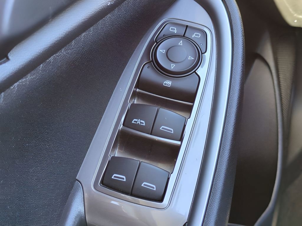 Used 2024 Chevrolet Malibu LT image 24