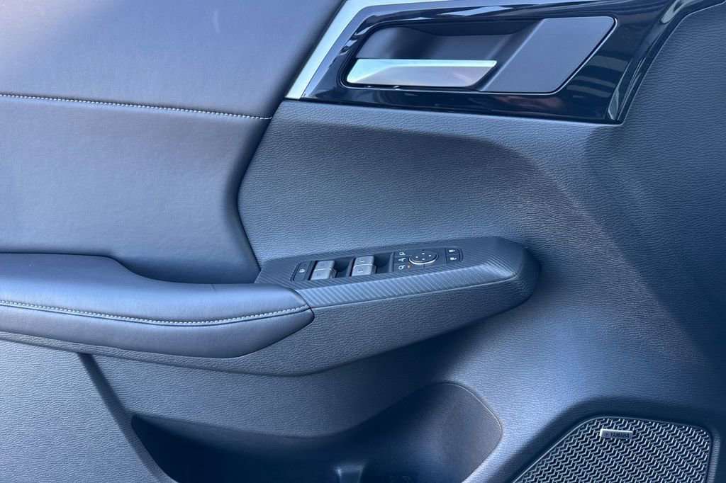 New 2026 Mitsubishi Outlander AWD image 11