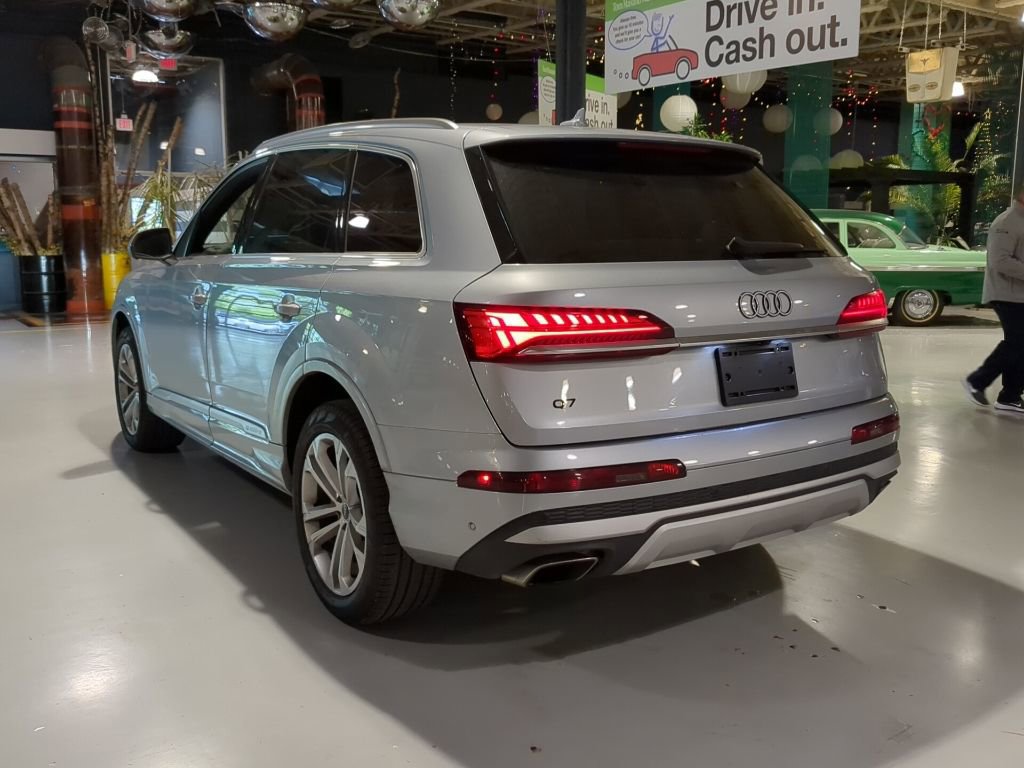 Used 2025 Audi Q7 3.0T Premium Plus AWD/4WD image 9