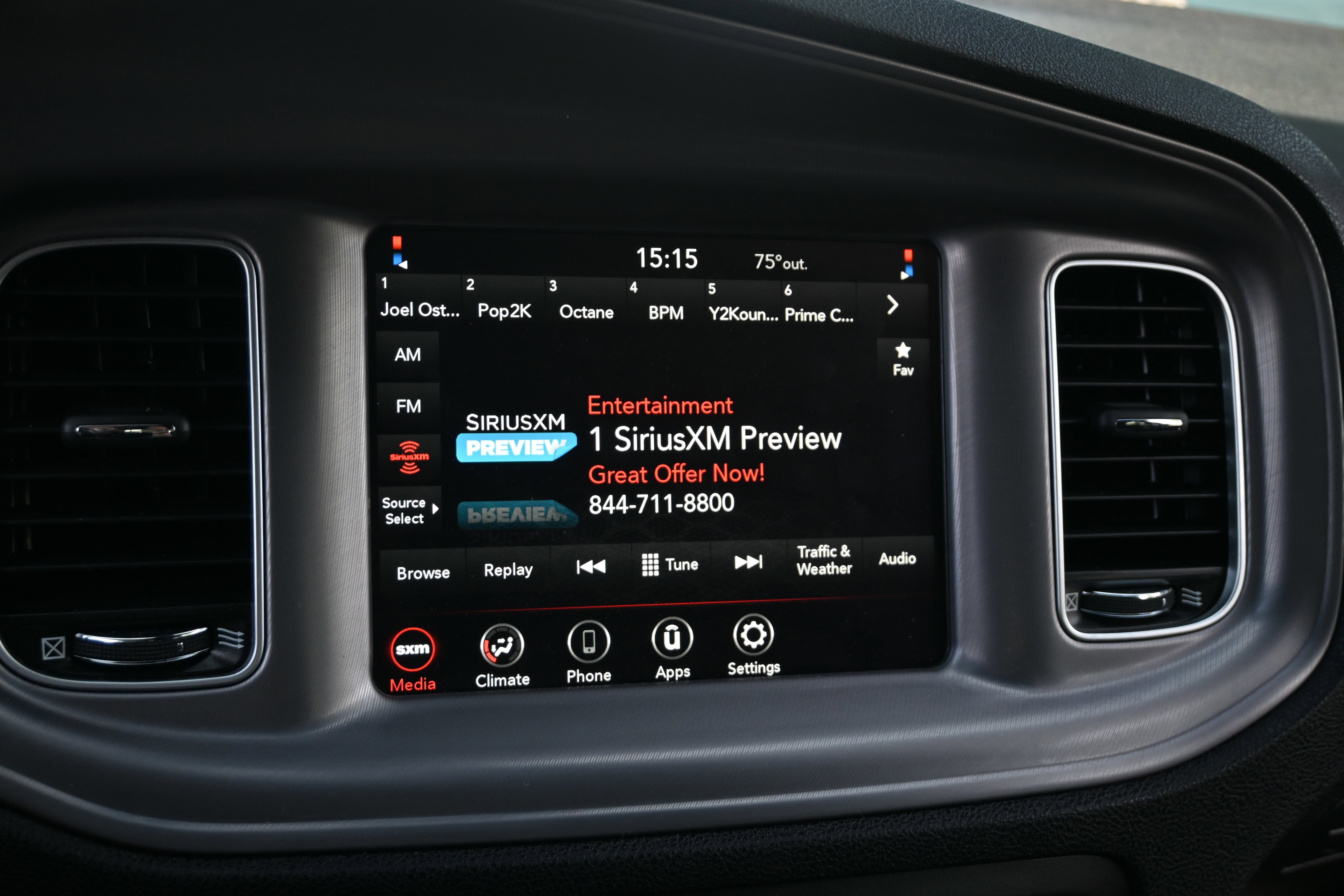 Used 2023 Dodge Charger SXT RWD image 23