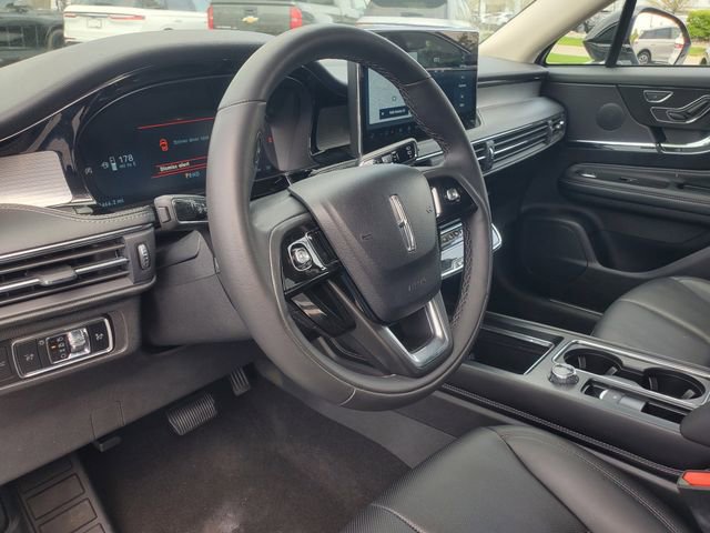 Certified 2024 Lincoln Corsair AWD w/ Equipment Group 101A image 12