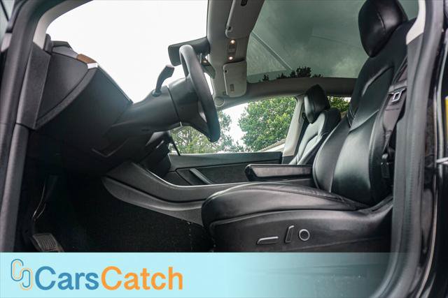 Used 2021 Tesla Model Y Long Range AWD/4WD image 18