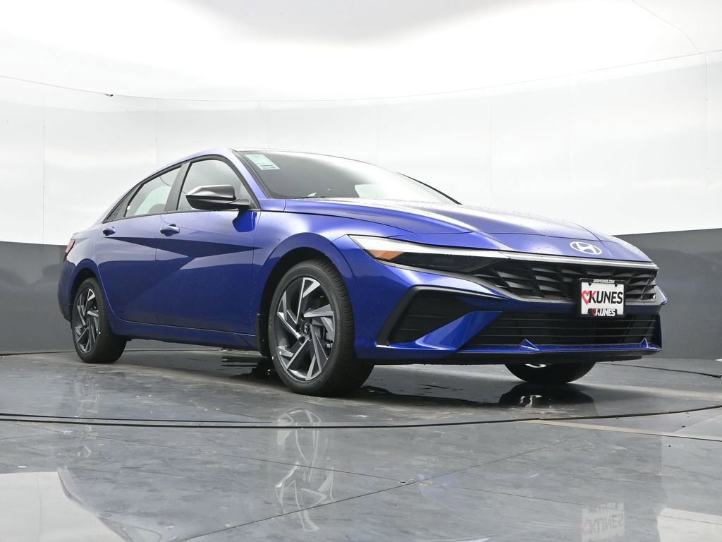 New 2025 Hyundai Elantra Sport image 48