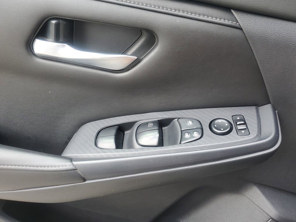 Used 2020 Nissan Sentra S image 18