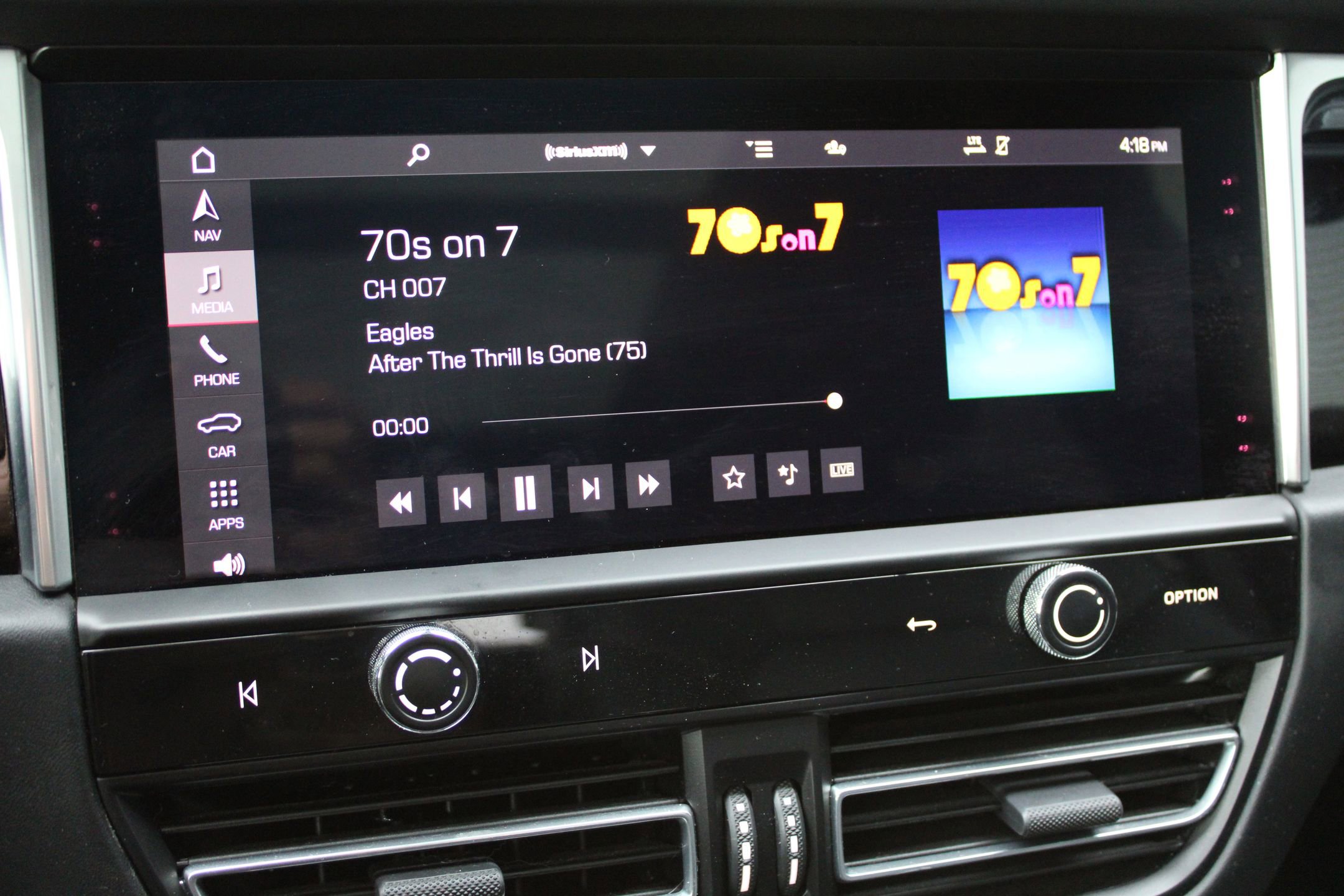 Certified 2023 Porsche Macan S image 20