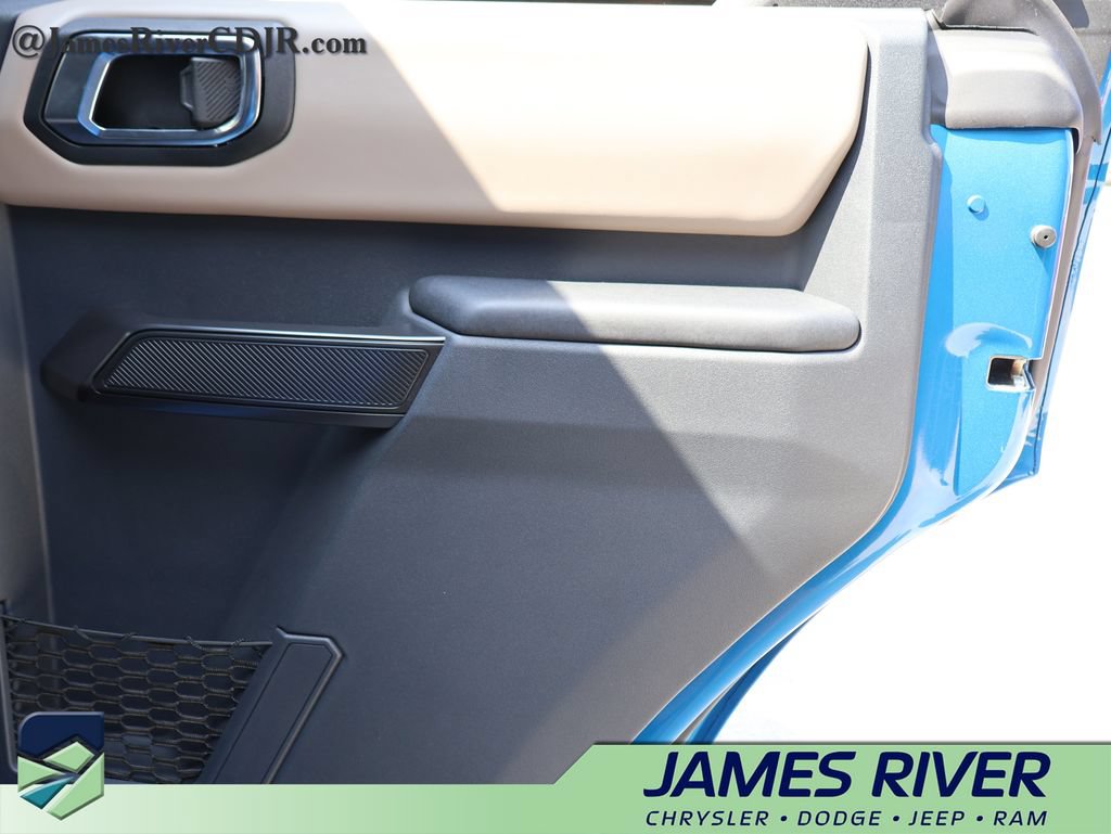 Used 2024 Ford Bronco Wildtrak AWD/4WD image 11
