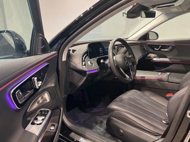 Used 2025 Mercedes-Benz E 350 4MATIC Sedan image 15