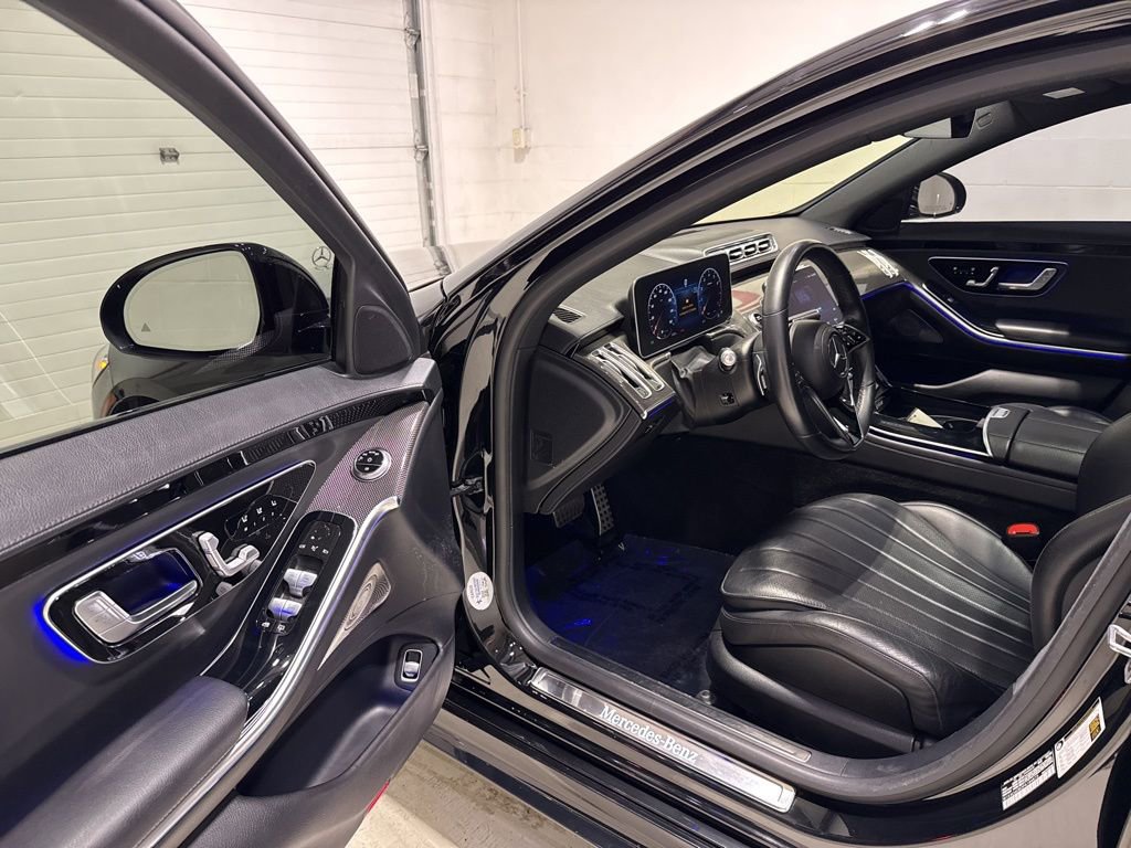 Used 2023 Mercedes-Benz S 500 4MATIC w/ AMG Line image 10