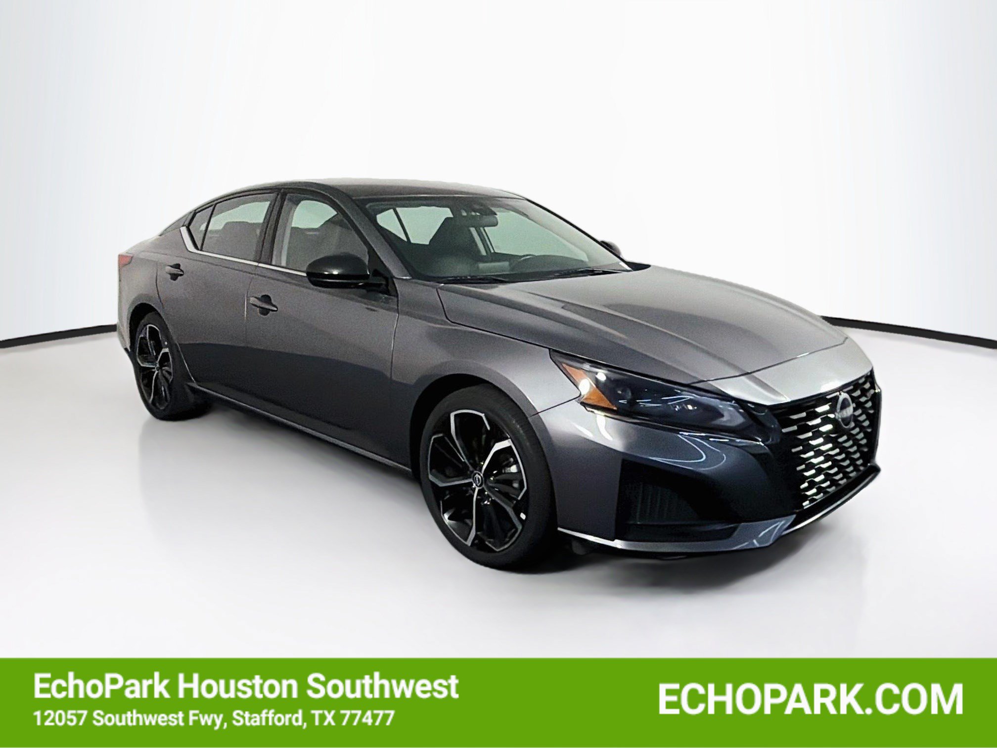 Used 2025 Nissan Altima 2.5 SR FWD image 1