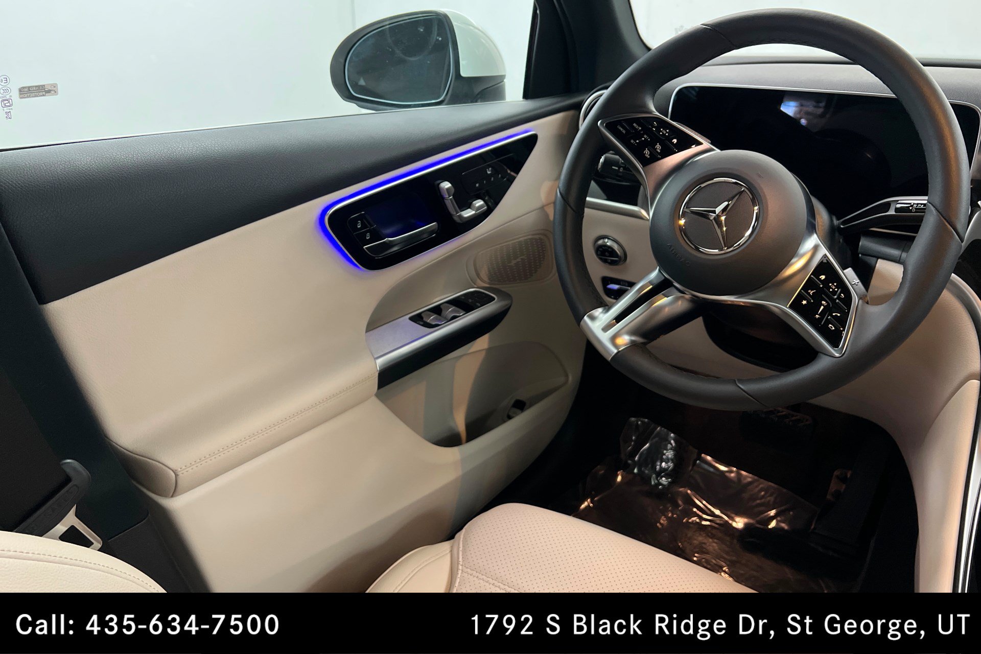 Certified 2025 Mercedes-Benz GLC 300 4MATIC image 11