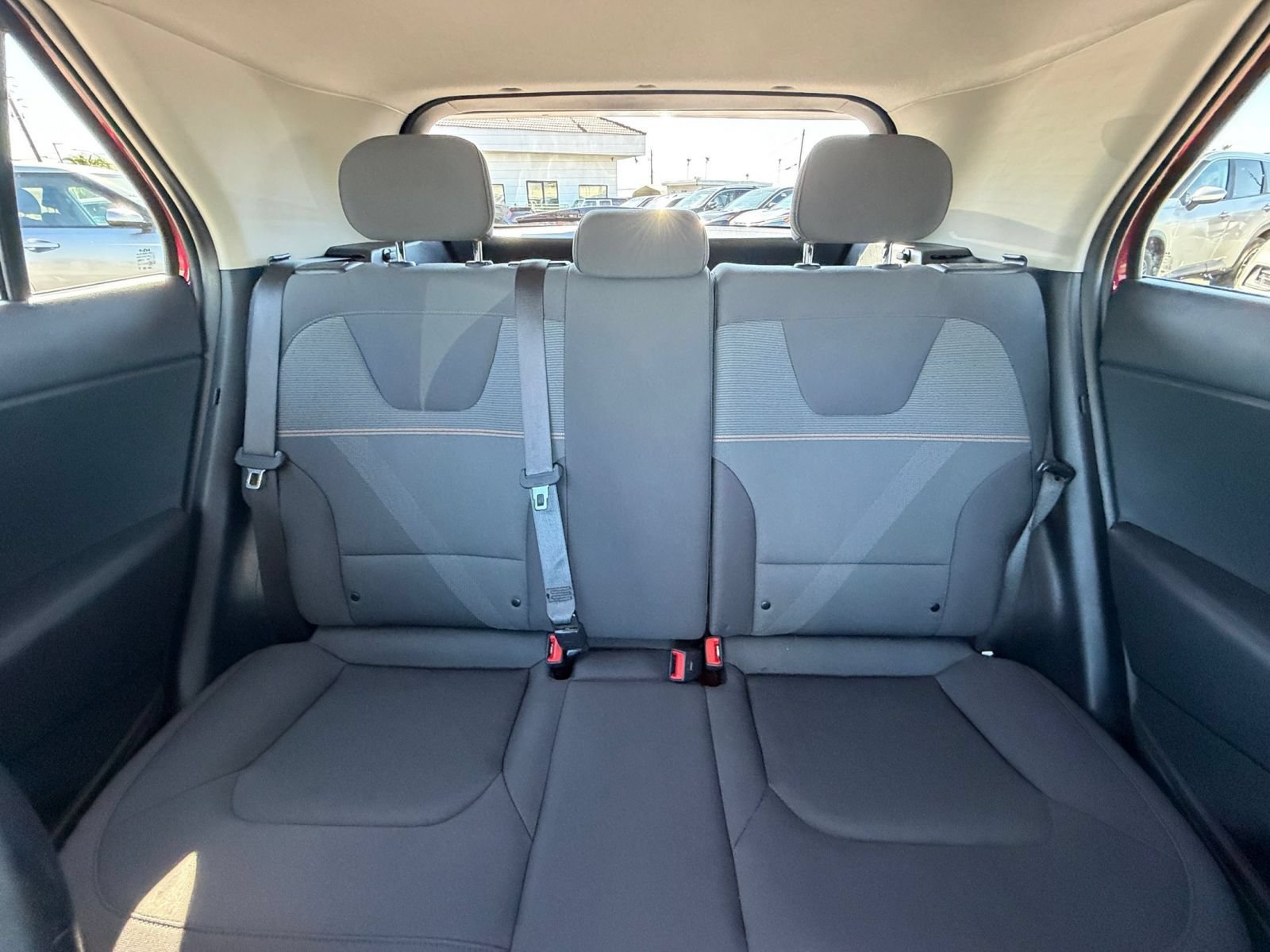 Used 2026 Kia Niro LX FWD image 36