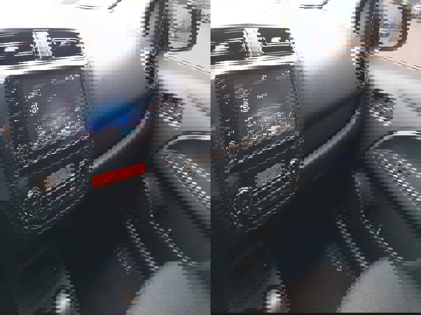 Used 2024 Mitsubishi Mirage ES image 32