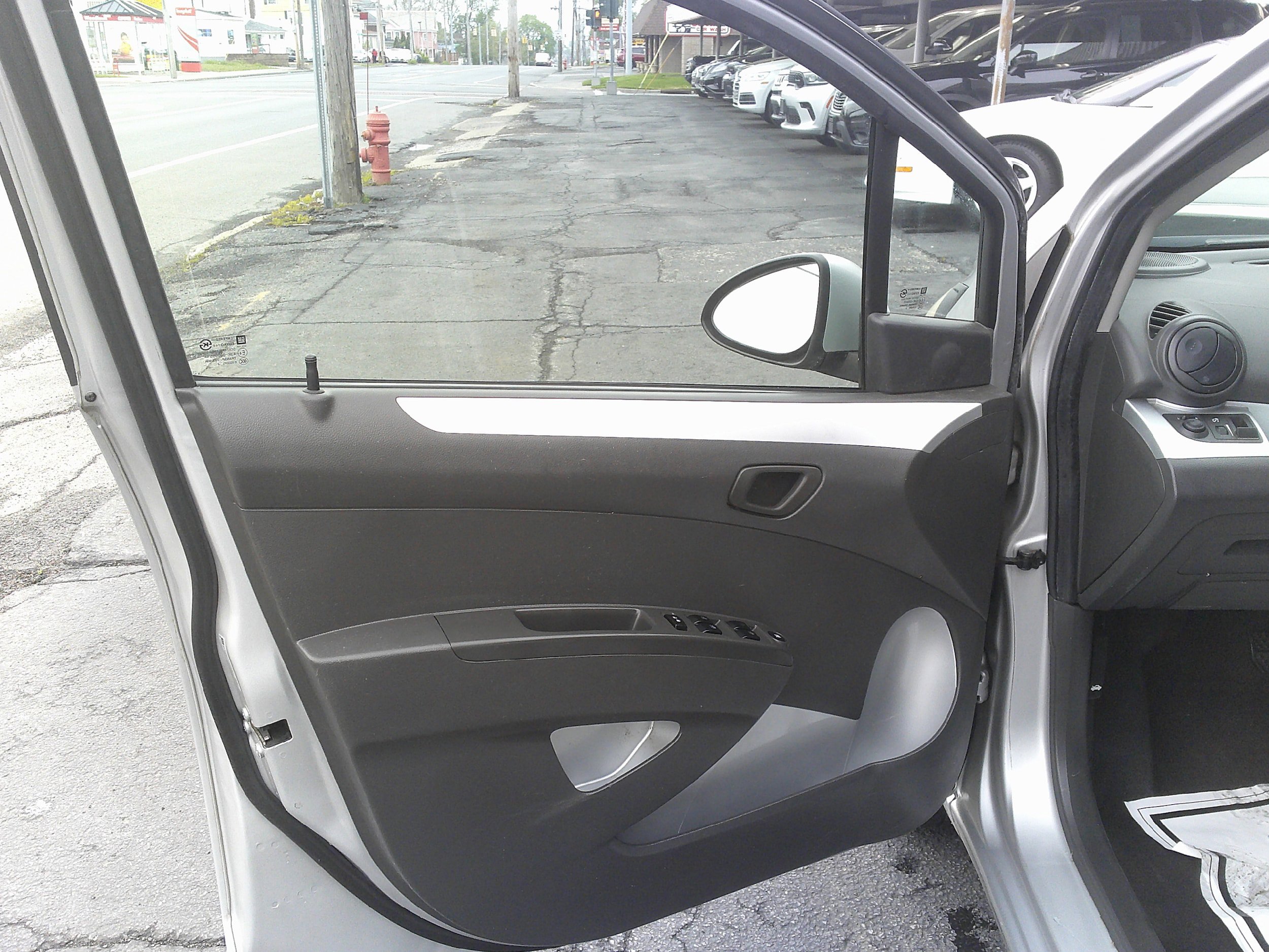 Used 2015 Chevrolet Spark LT FWD image 14