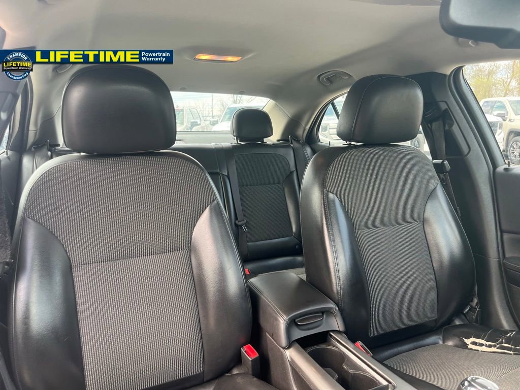 Used 2013 Chevrolet Malibu LT image 37