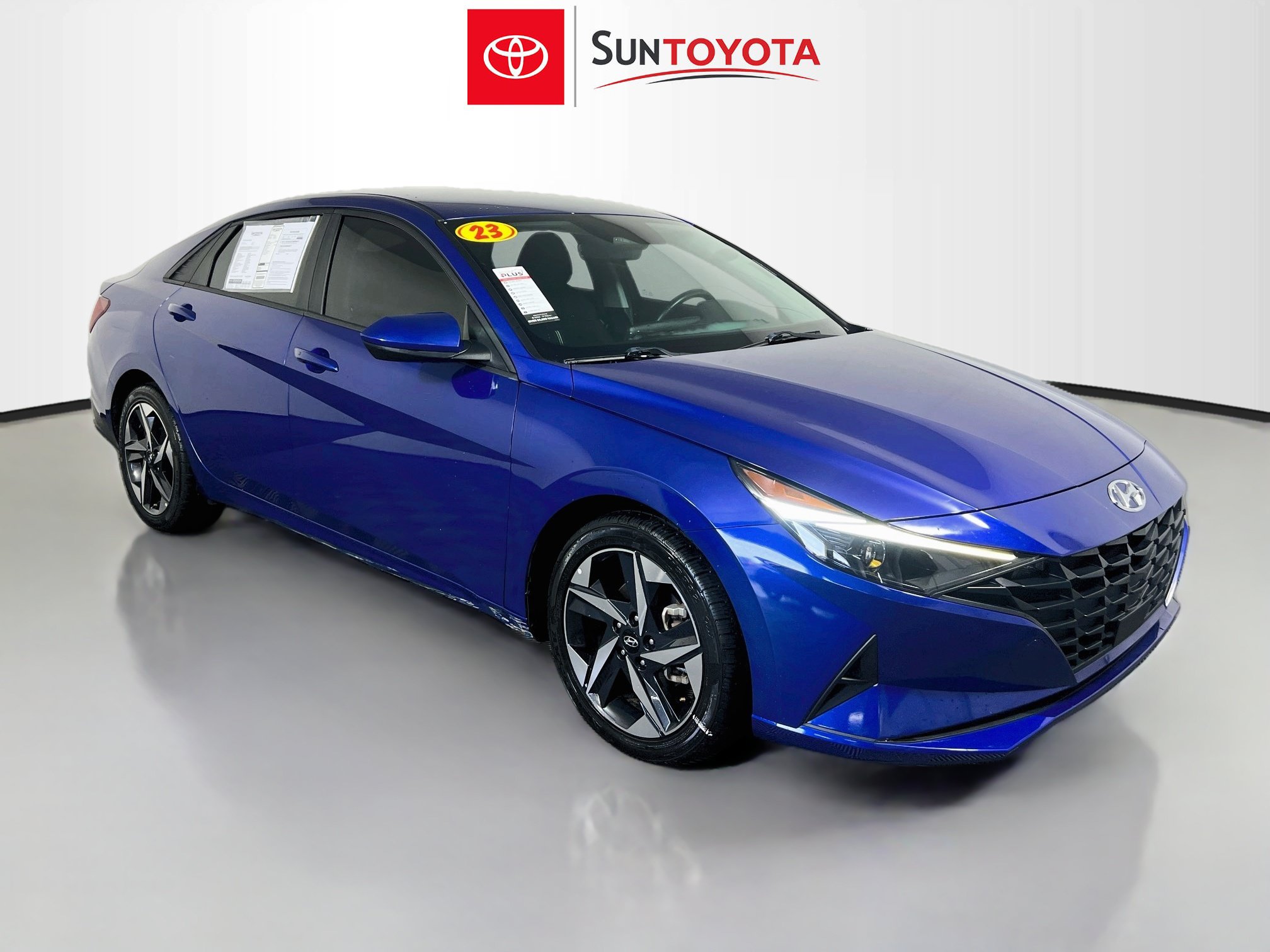 Used 2023 Hyundai Elantra SEL w/ Convenience Package FWD image 1