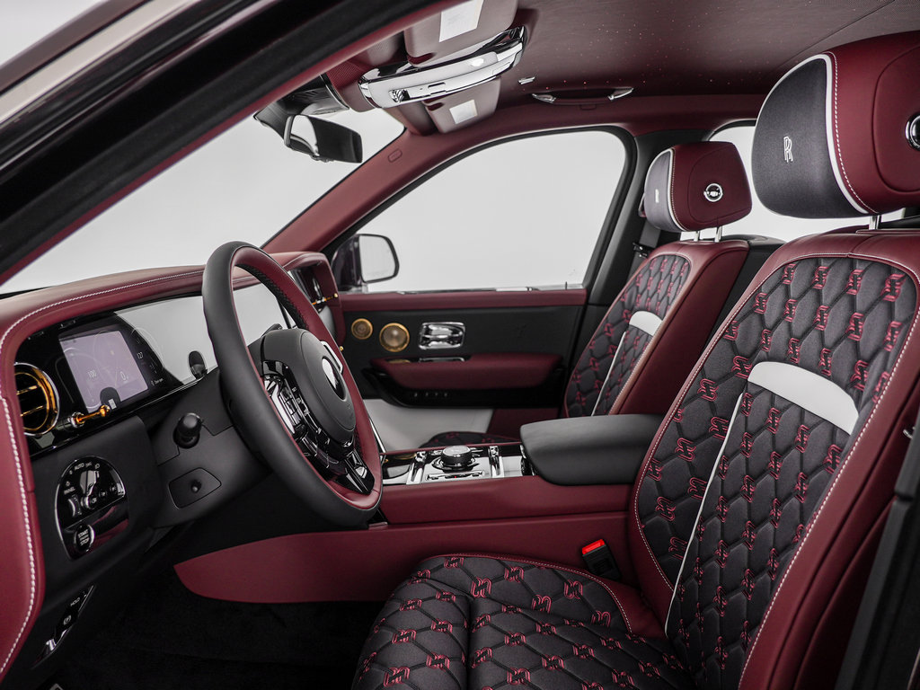 New 2026 Rolls-Royce Cullinan AWD/4WD image 15