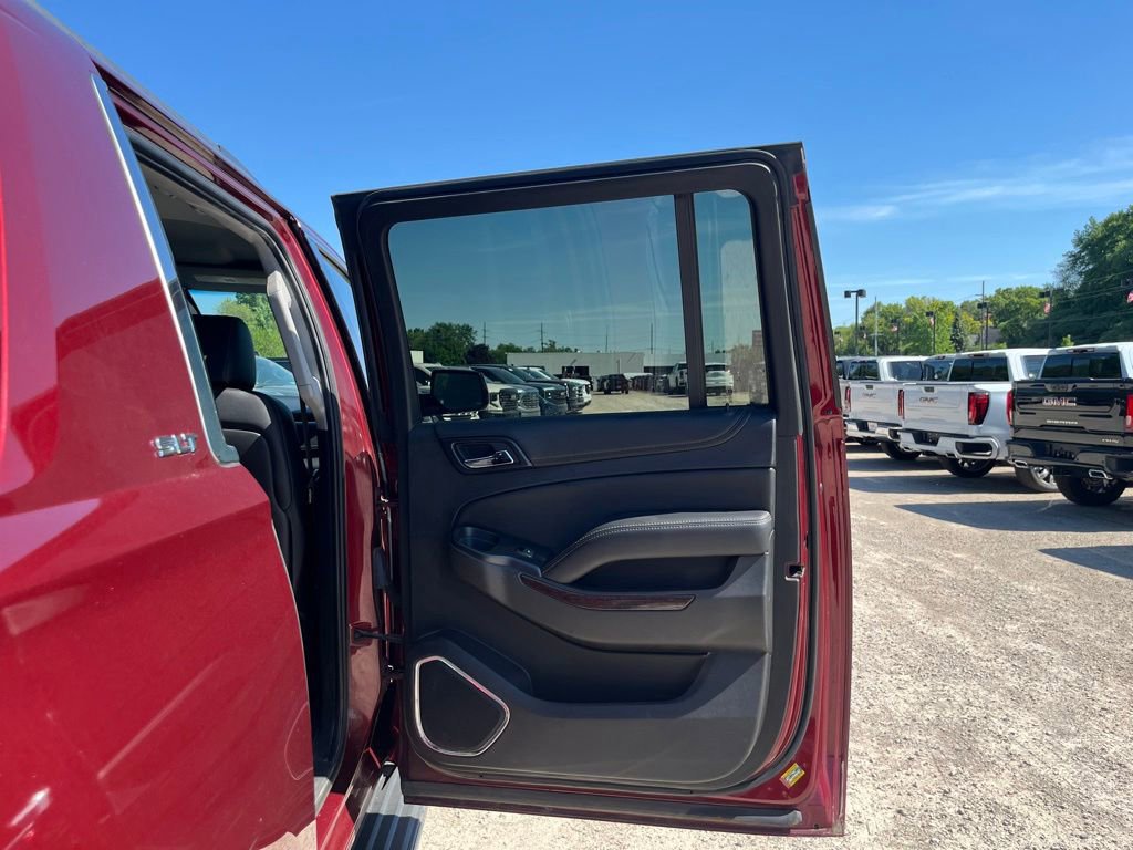 Used 2016 GMC Yukon XL SLT AWD/4WD image 33
