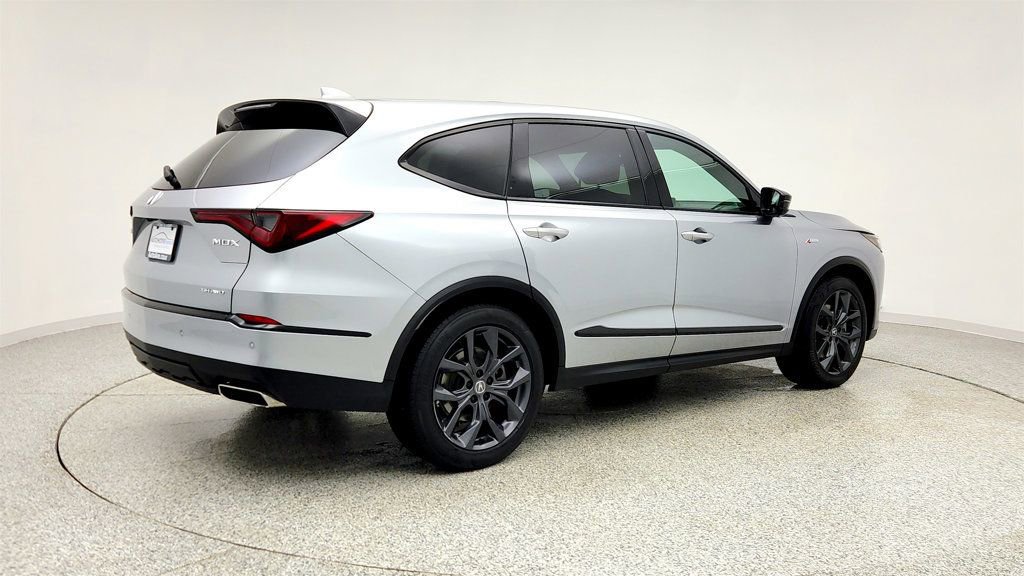 Used 2023 Acura MDX A-Spec image 5