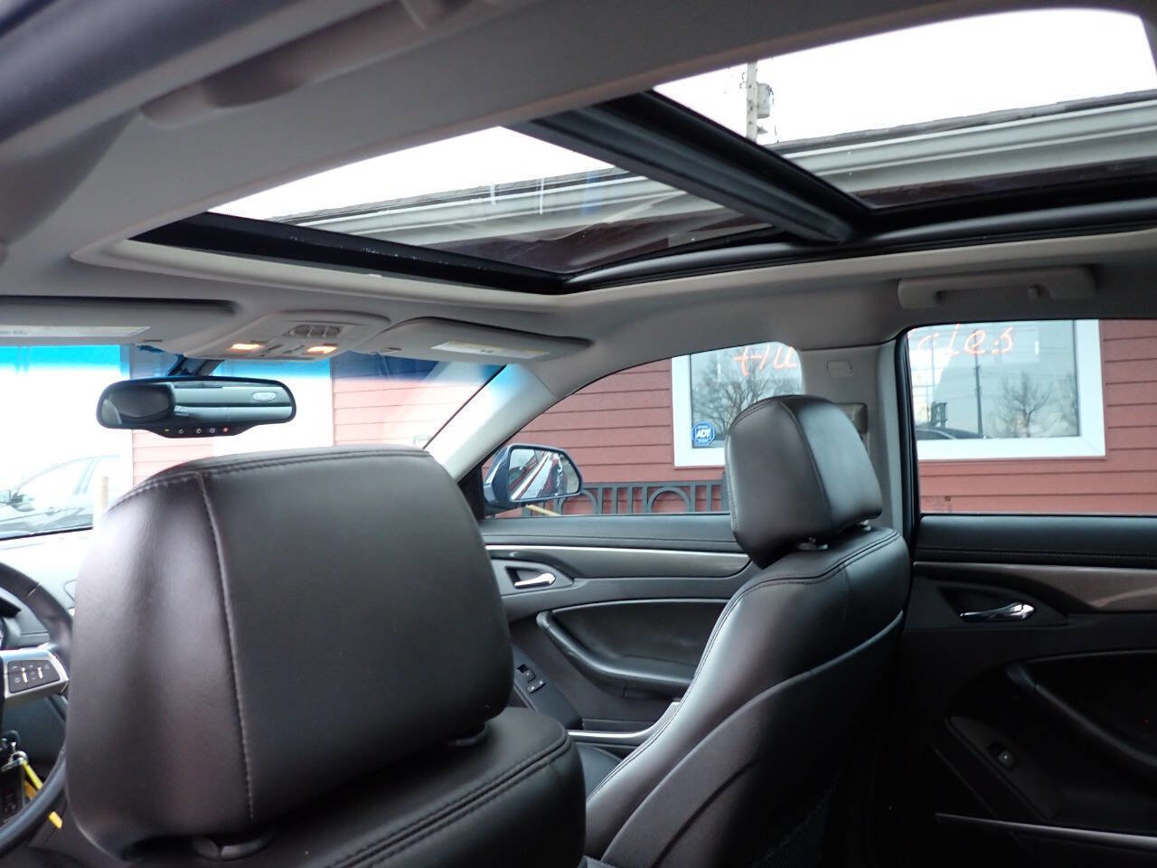 Used 2010 Cadillac CTS Performance image 9