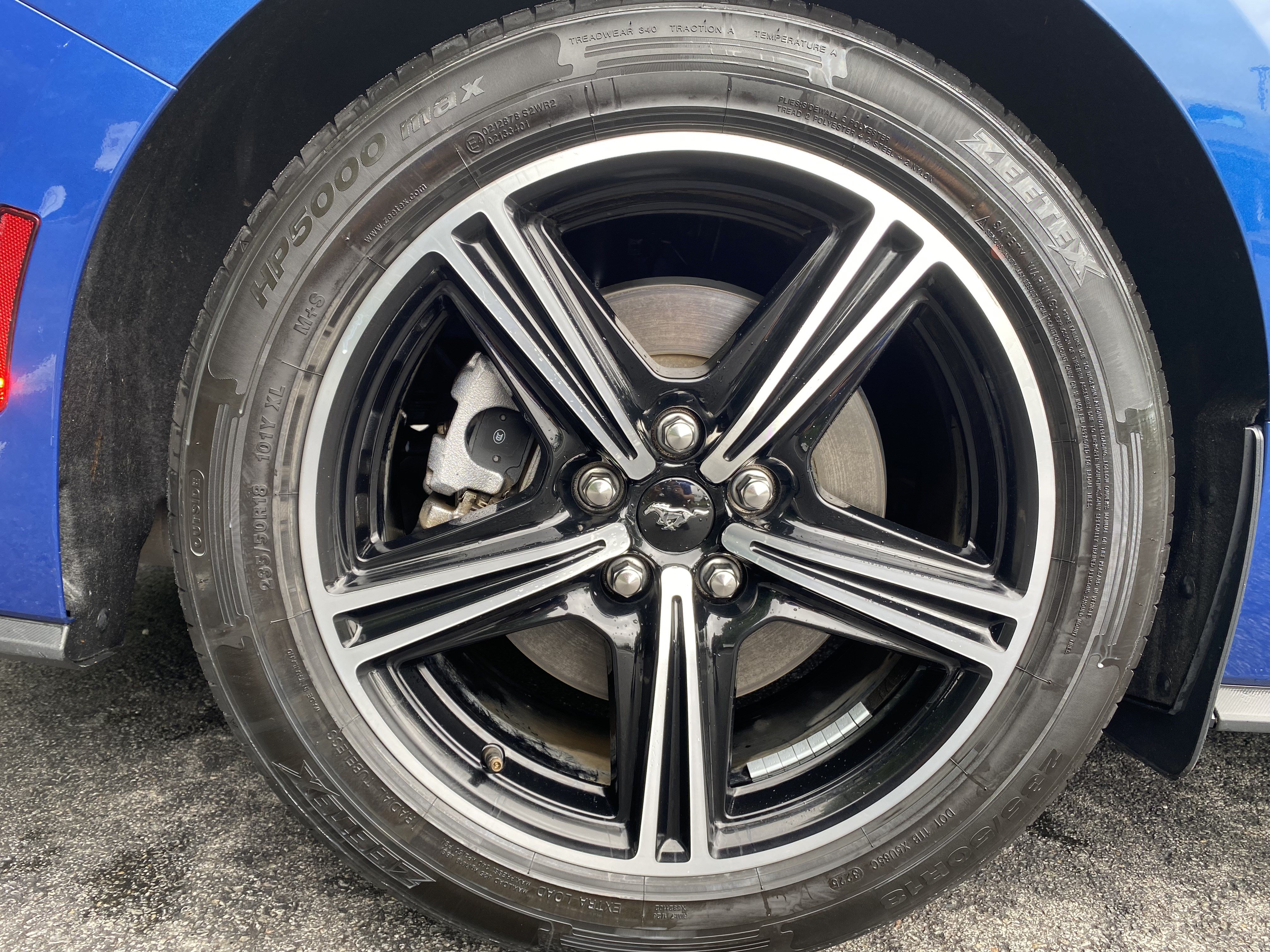 Used 2024 Ford Mustang Premium RWD image 40