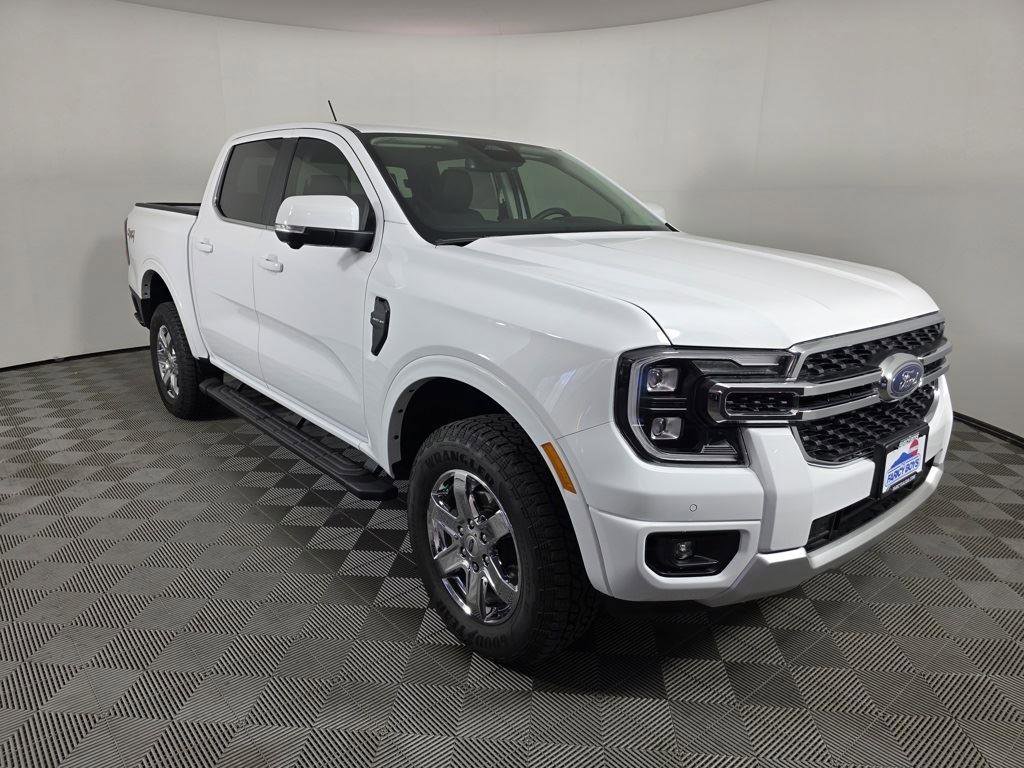 Used 2025 Ford Ranger Lariat w/ Chrome Accent Package image 11