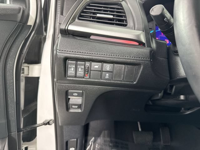 Used 2023 Honda Odyssey Sport image 13