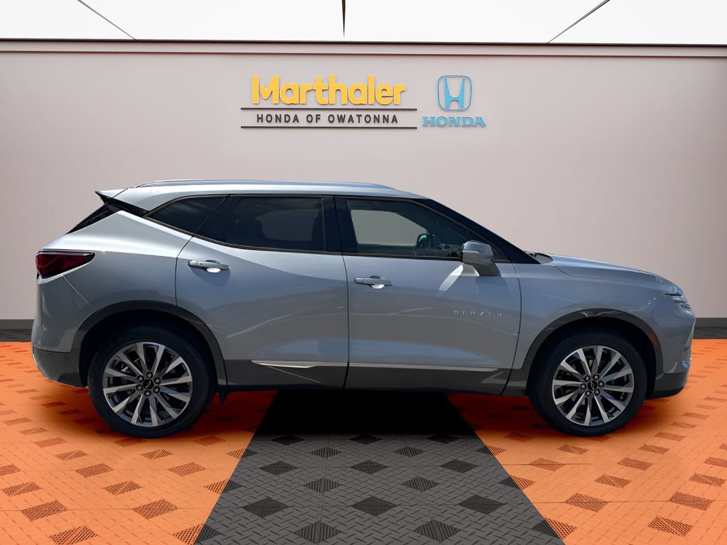 Used 2023 Chevrolet Blazer Premier AWD/4WD image 6