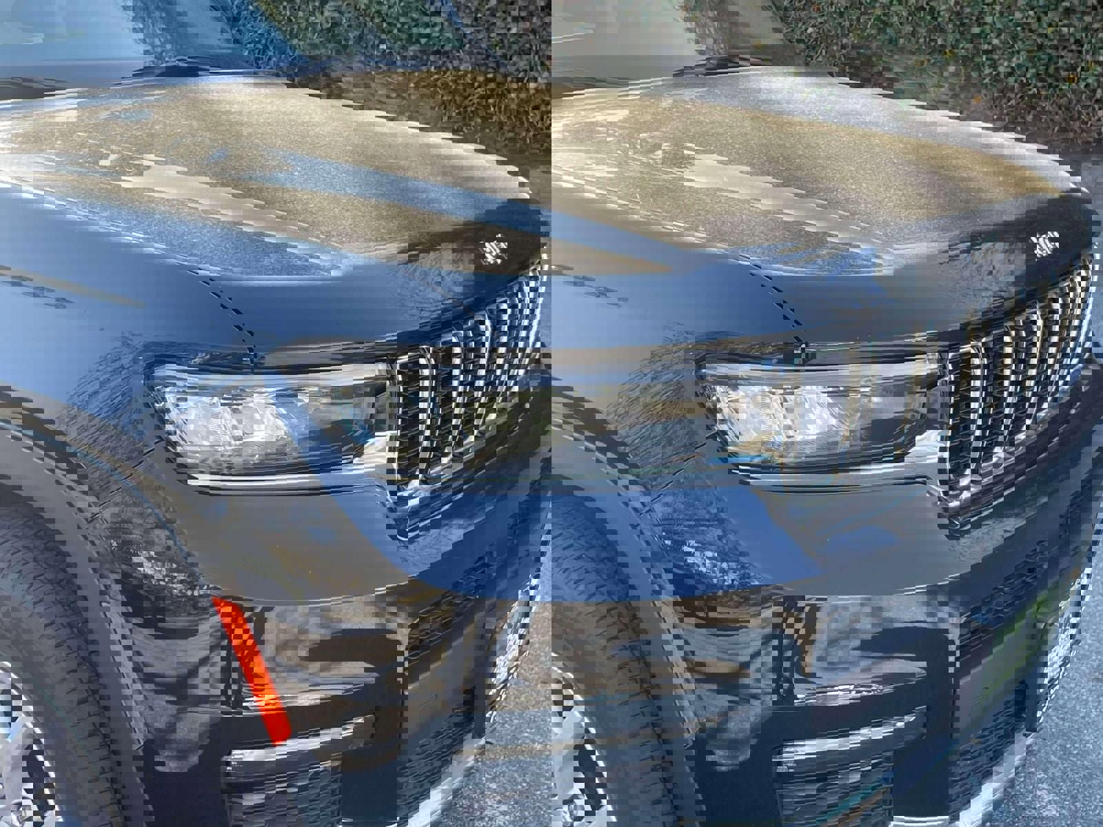 Used 2022 Jeep Grand Cherokee L Limited image 10