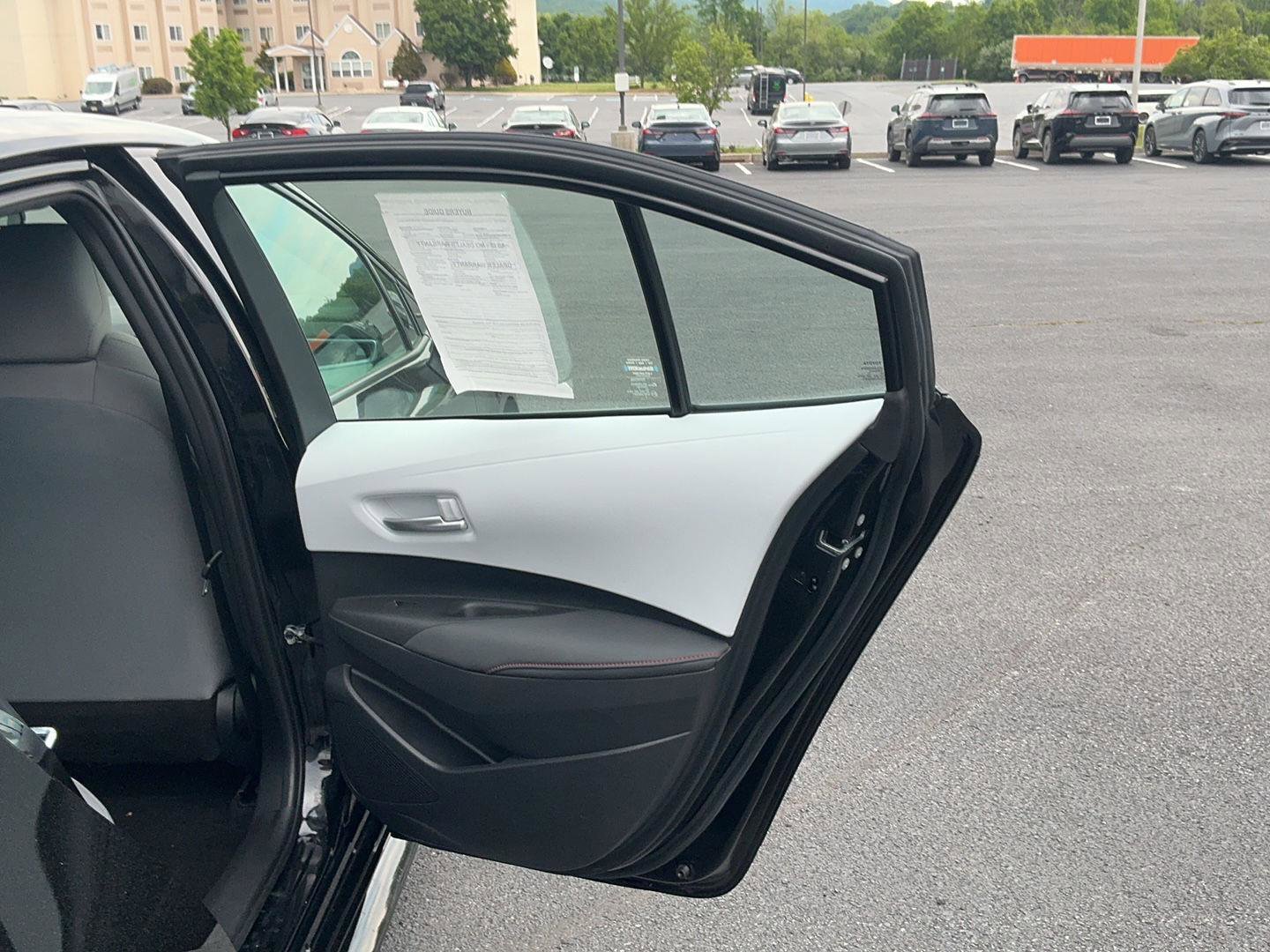 Certified 2023 Toyota Corolla SE FWD image 28