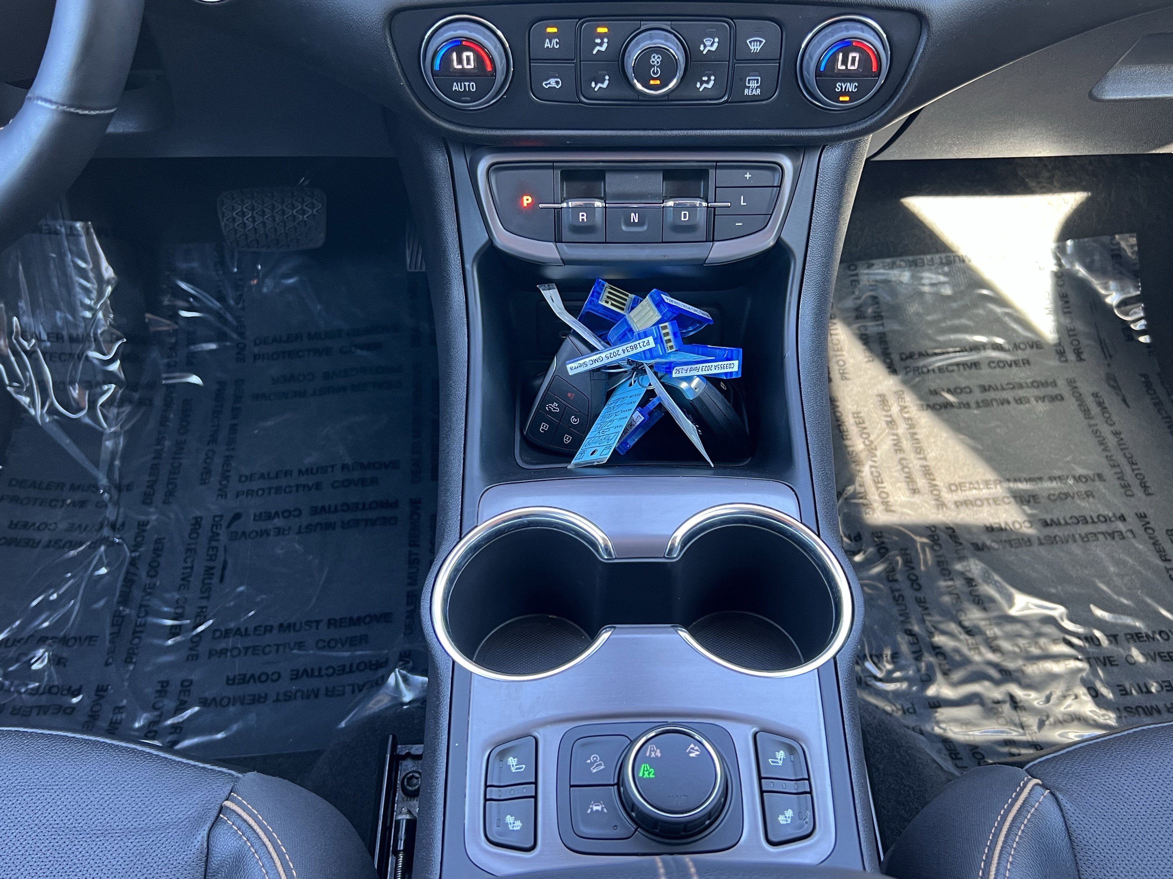 Used 2024 GMC Terrain AT4 image 17