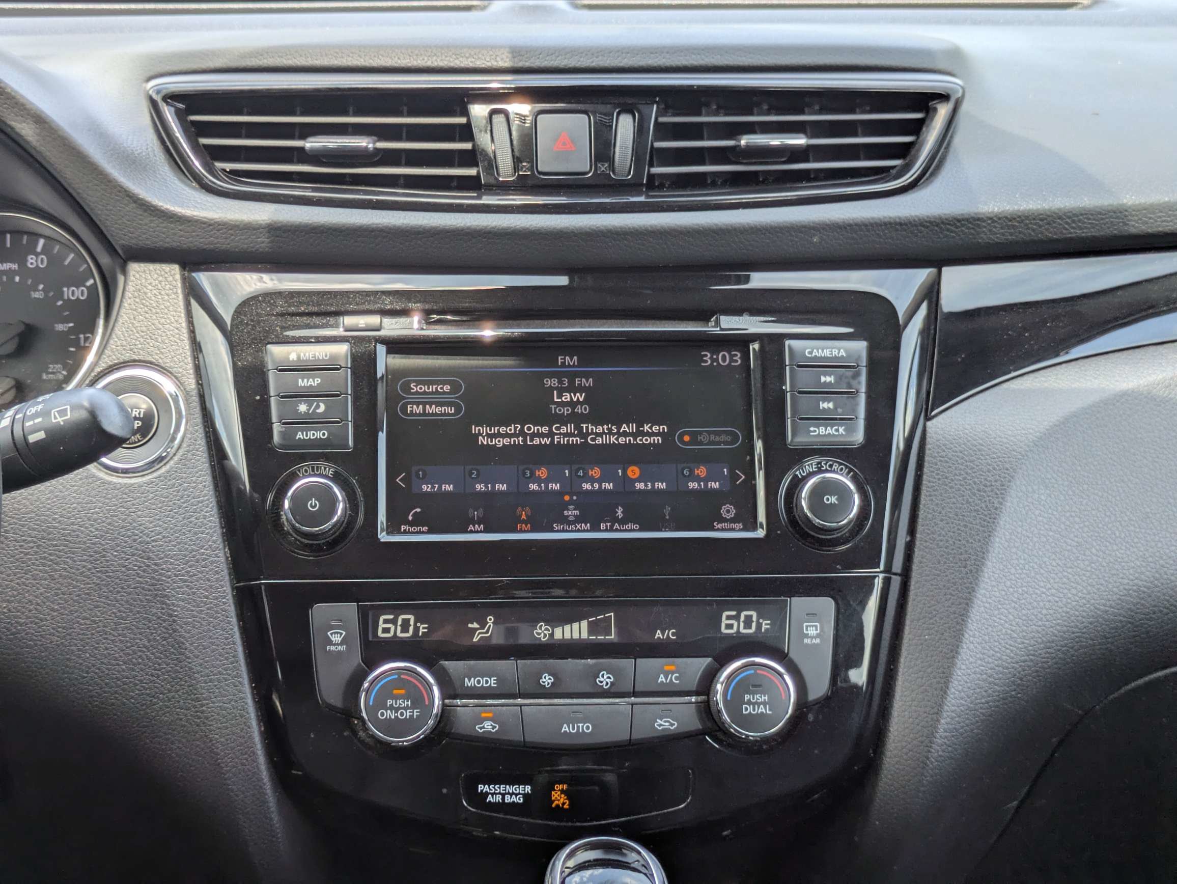 Used 2022 Nissan Rogue Sport SL FWD image 5