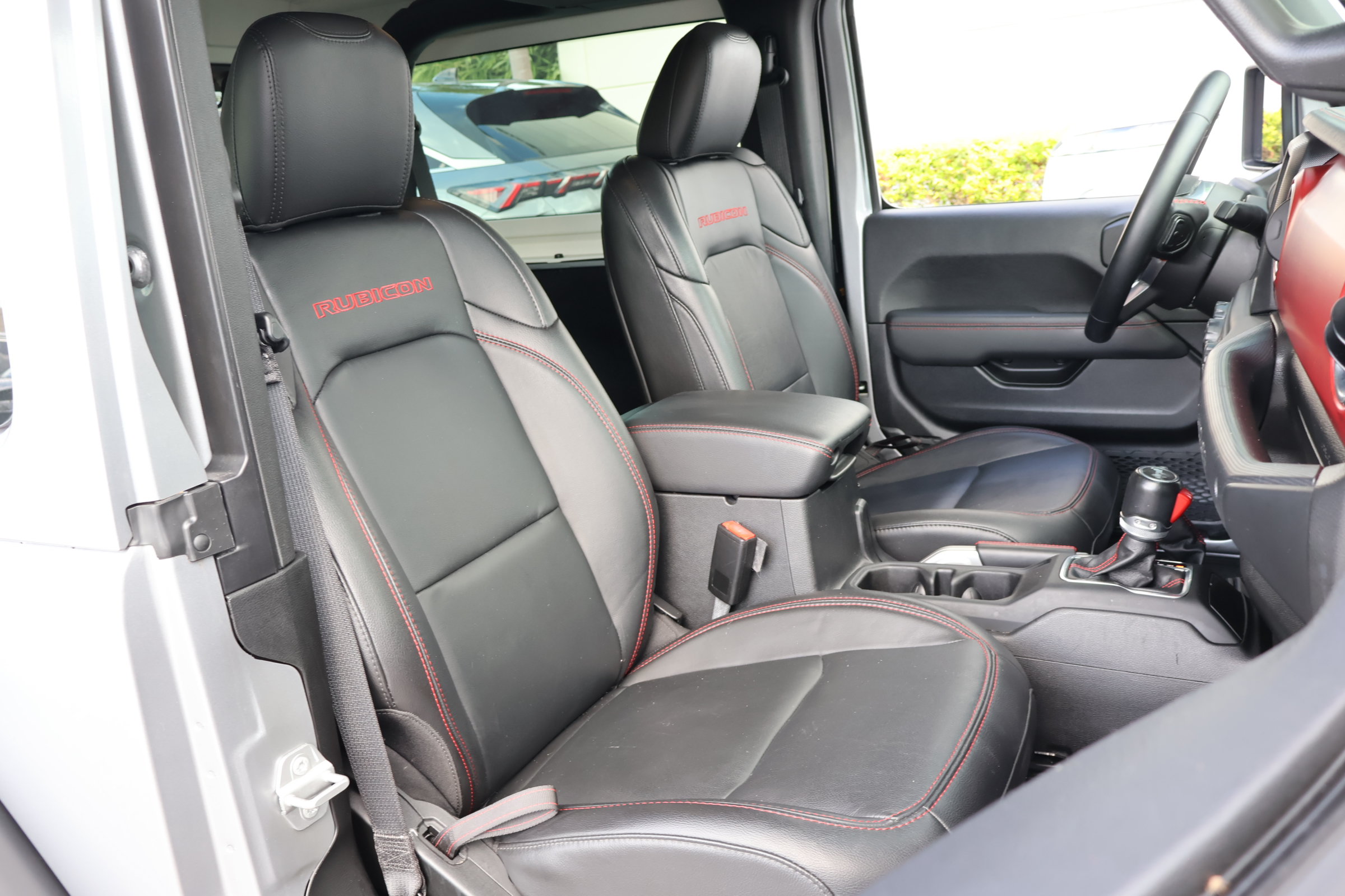 Used 2021 Jeep Wrangler Rubicon AWD/4WD image 17