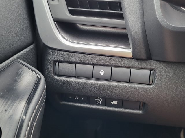 New 2026 Nissan Rogue SV image 27