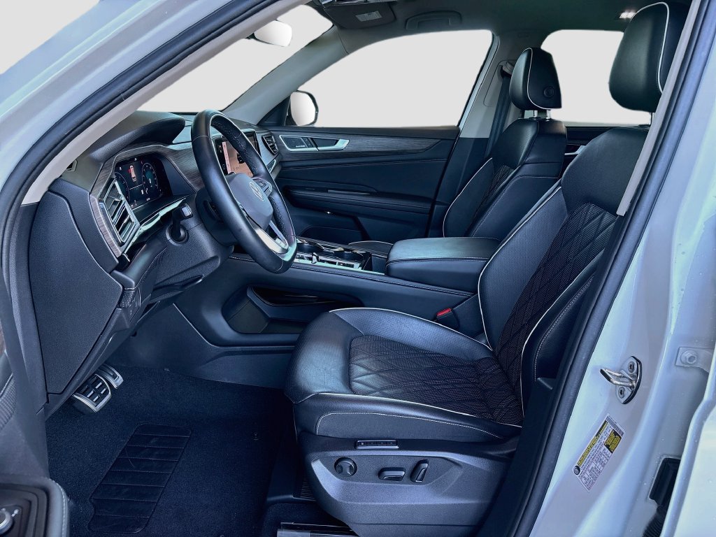 Used 2024 Volkswagen Atlas SEL Premium R-Line AWD/4WD image 19