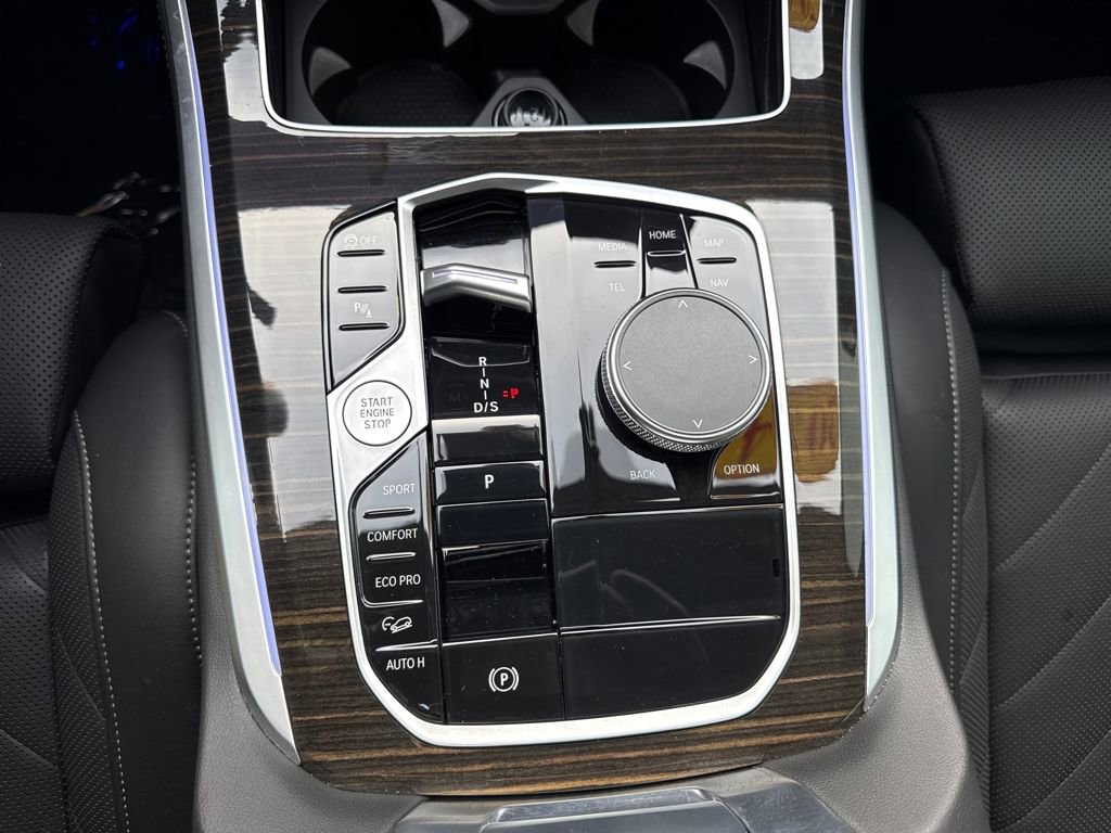 Used 2024 BMW X5 xDrive40i w/ Premium Package image 21