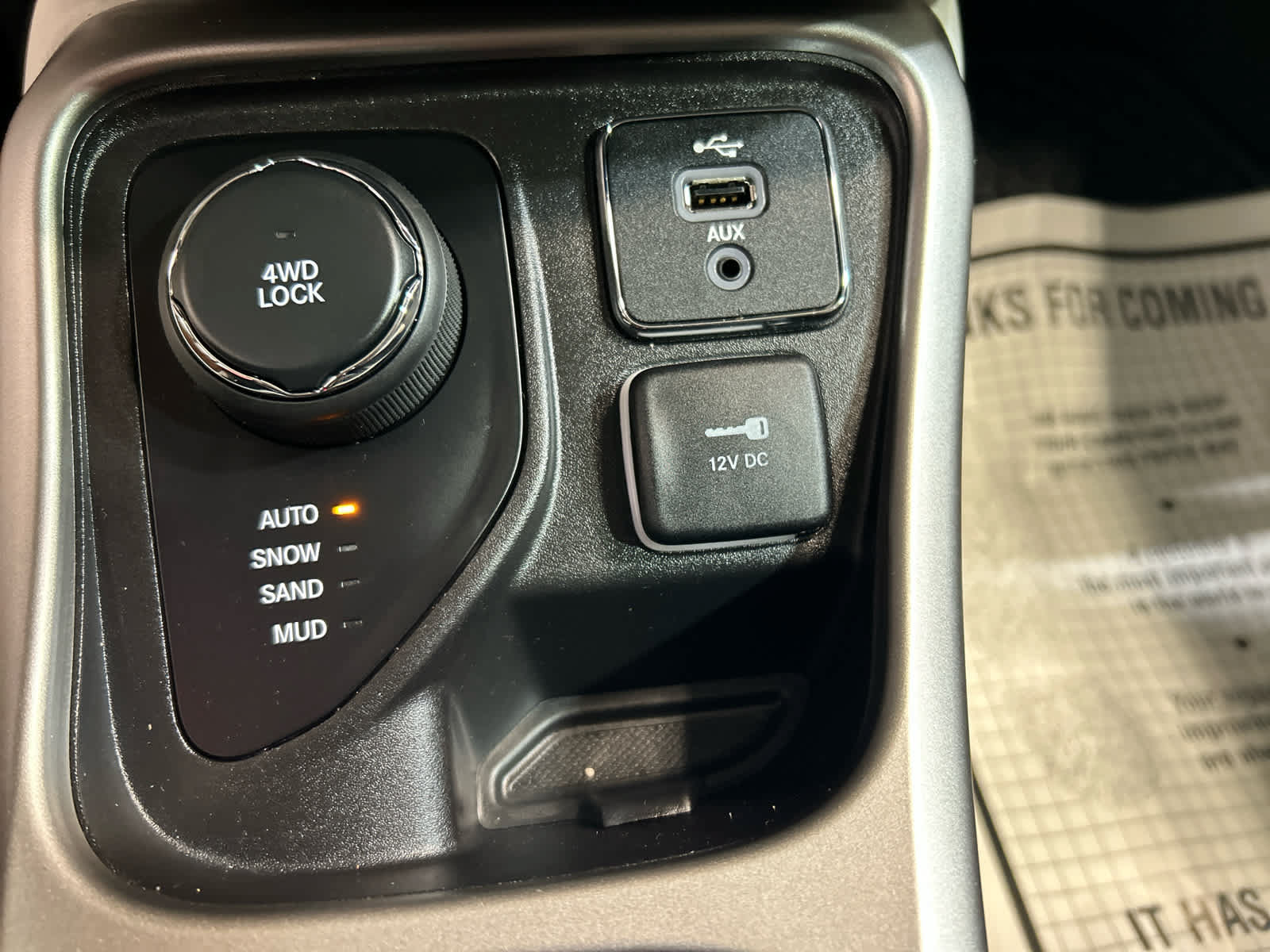 Used 2018 Jeep Compass Latitude w/ Popular Equipment Group AWD/4WD image 7