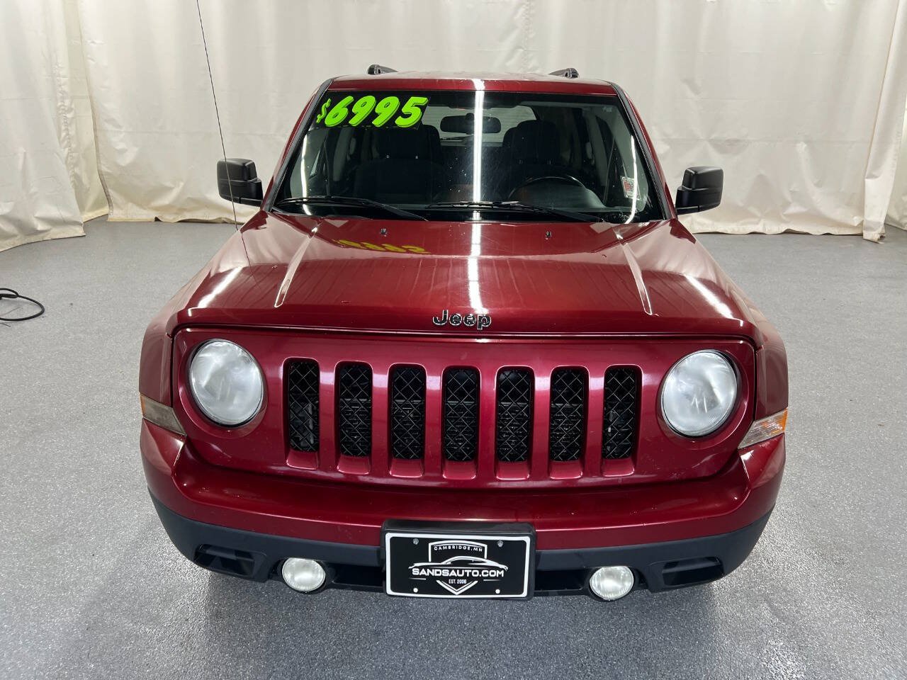 Used 2012 Jeep Patriot Latitude AWD/4WD image 2
