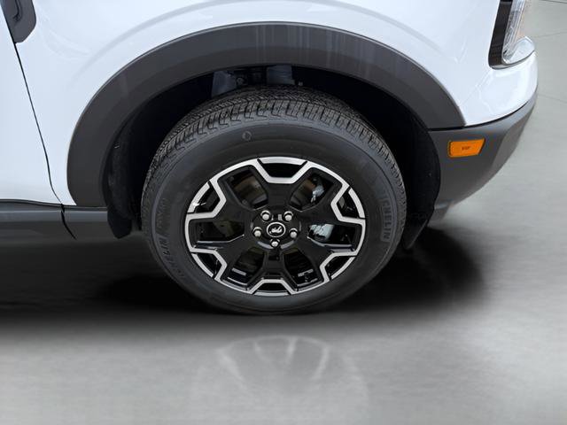 Certified 2025 Ford Bronco Sport Outer Banks w/ Outer Banks Tech Package+ AWD/4WD image 29