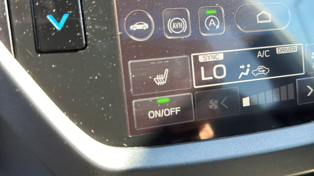 Certified 2025 Subaru Forester Premium AWD/4WD image 21