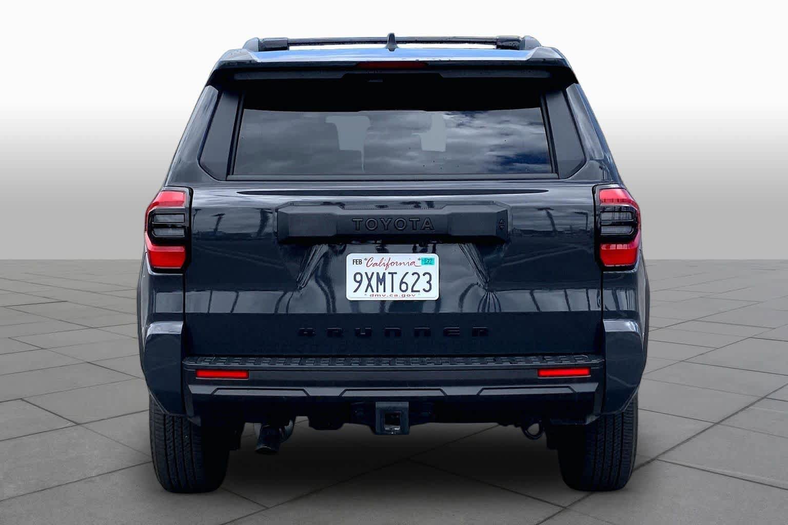 Used 2026 Toyota 4Runner SR5 AWD/4WD image 4
